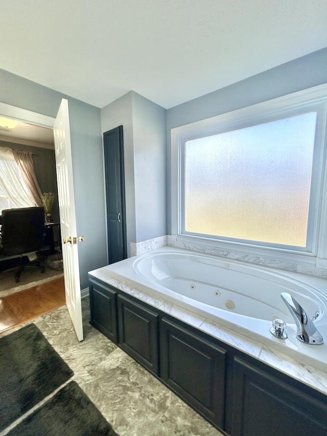 317 Hidden Loop Dr, Somerset, KY 42503 - full bathroom featuring a jetted tub