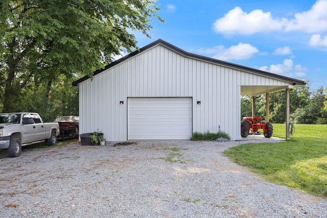 42 Cambron Ln, Raywick, KY 40060 - garage with a detached garage