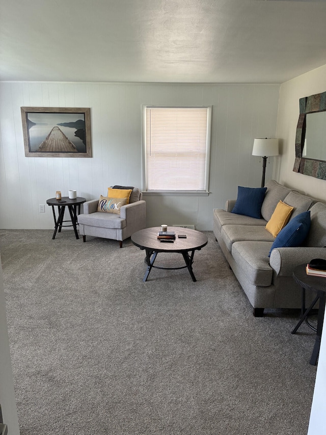 212 Baughman Ave, Danville, KY 40422 - living room featuring carpet
