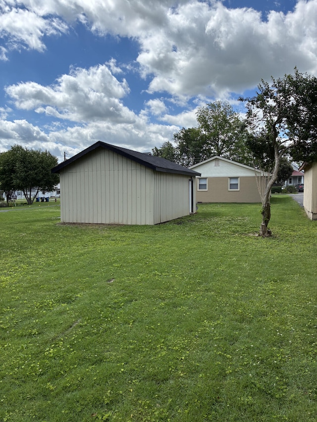 212 Baughman Ave, Danville, KY 40422 - view of grassy yard