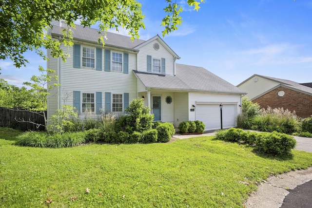 113 Medinah Ct, Frankfort, KY 40601 - traditional-style home with a garage