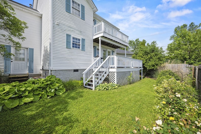 113 Medinah Ct, Frankfort, KY 40601 - back of house with crawl space and a wooden deck