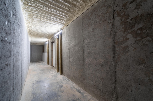 2296 Boonesborough Rd, Richmond, KY 40475 - hall featuring concrete flooring