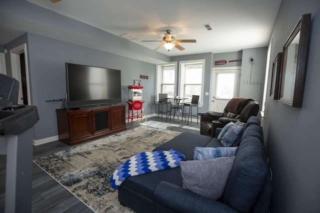 360 Persimmon Way, Harrodsburg, KY 40330 - living area with a ceiling fan, baseboards, and wood finished floors