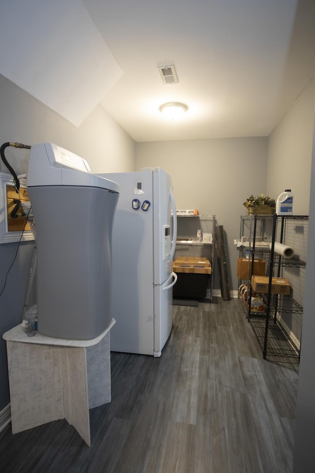 360 Persimmon Way, Harrodsburg, KY 40330 - laundry area featuring dark wood finished floors