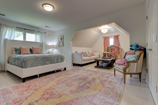 1304 Wakehurst Ct, Lexington, KY 40509 - bedroom featuring wood finished floors, baseboards, and vaulted ceiling