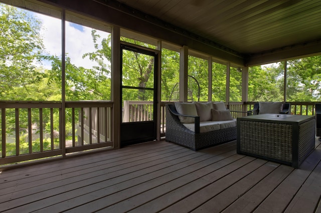 1304 Wakehurst Ct, Lexington, KY 40509 - sunroom featuring an outdoor hangout area and healthy amount of natural light