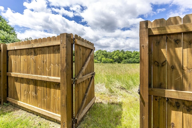 164 Strawberry Fields Rd, Lexington, KY 40516 - view of gate