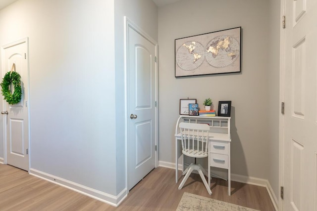 133 Kirkstall Way, Georgetown, KY 40324 - office area featuring light wood finished floors and baseboards