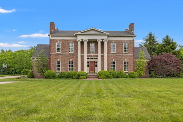 250 Walden Way, Nicholasville, KY 40356 - greek revival house with a chimney and a front lawn
