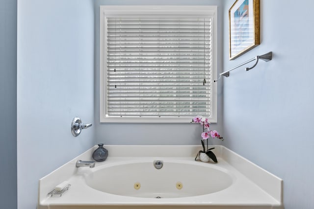 481 Alderbrook Way, Lexington, KY 40515 - full bath with a jetted tub