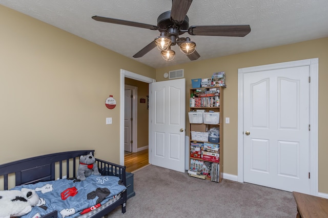 53 Douglas Ave, Stanford, KY 40484 - bedroom with carpet floors and a ceiling fan