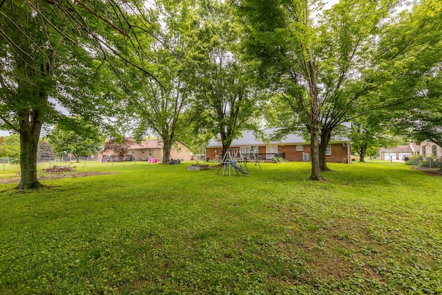 53 Douglas Ave, Stanford, KY 40484 - view of yard