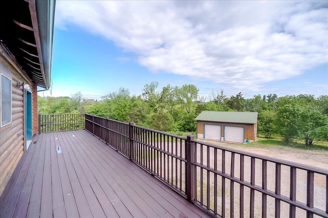 116 Hickory Lick Rd, Richmond, KY 40475 - deck featuring a garage and an outdoor structure