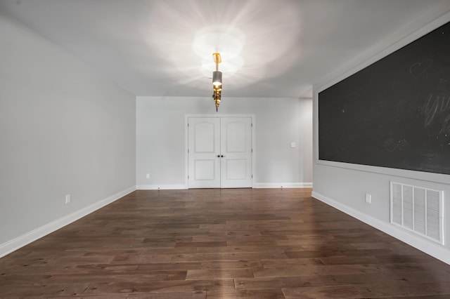 2131 Patchen Lake Ln, Lexington, KY 40505 - unfurnished room featuring dark wood-style floors and baseboards