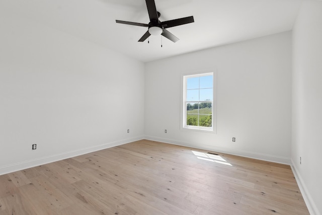 4252 Equestrian Way, Richmond, KY 40475 - empty room with light wood-style flooring and ceiling fan
