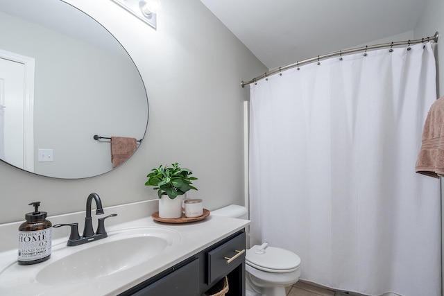 3657 Gladman Way, Lexington, KY 40503 - full bathroom with toilet, vanity, and a shower with curtain