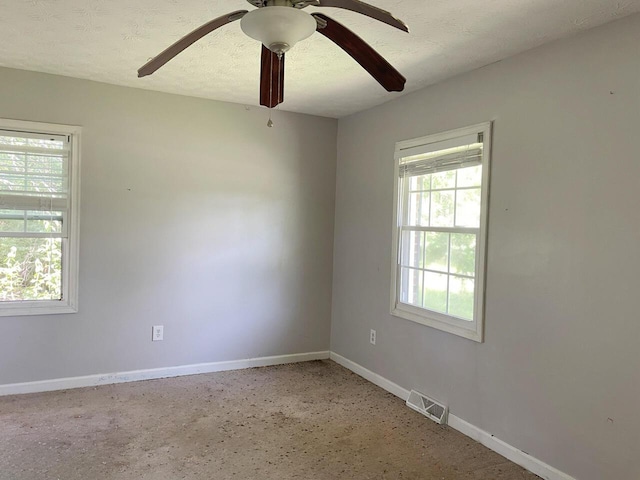 1690 Menelaus Rd, Berea, KY 40403 - unfurnished room with baseboards and ceiling fan