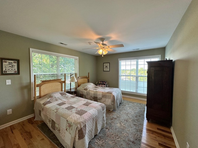 169 Kennedy Ln, Lancaster, KY 40444 - bedroom featuring wood finished floors, baseboards, and a ceiling fan