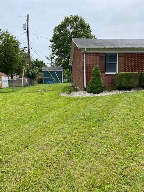 212 Winding Way, Wilmore, KY 40390 - view of yard