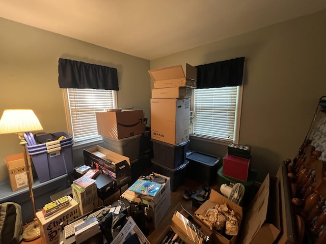 122 Mac Ct, Harrodsburg, KY 40330 - bedroom with multiple windows
