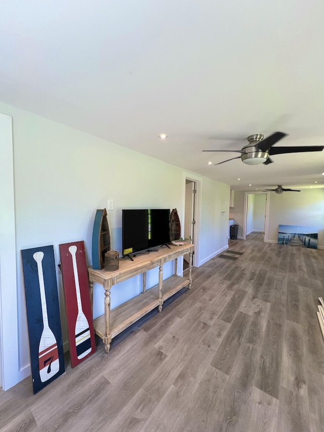 819 Scotts Chapel Rd, Jamestown, KY 42629 - living area featuring a ceiling fan, wood finished floors, baseboards, and recessed lighting