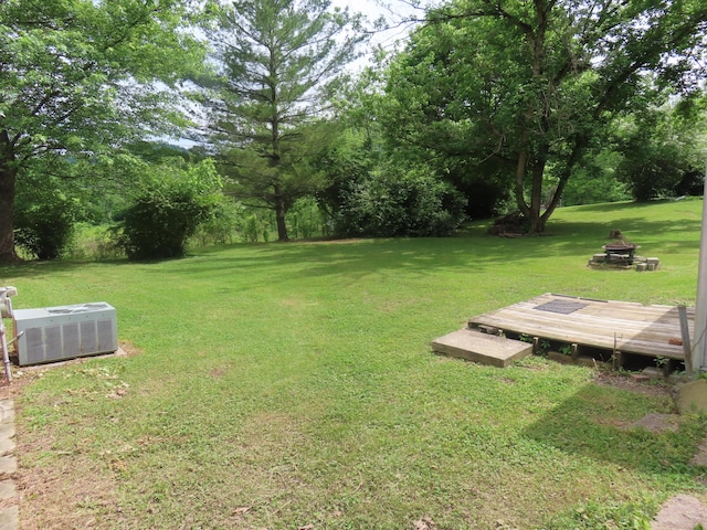 3200 US-60 W, Morehead, KY 40351 - view of grassy yard with cooling unit and a deck