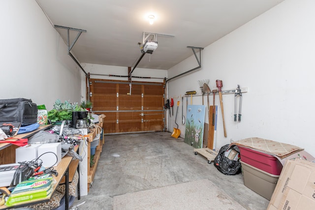 428 Patchen Dr, Lexington, KY 40517 - garage with a garage door opener