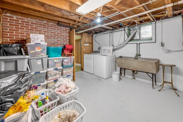 900 Shoshoni Trl, Georgetown, KY 40324 - below grade area featuring washer and dryer and a sink