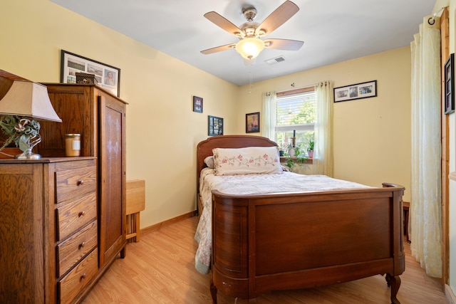 4496 Fords Mill Rd, Versailles, KY 40383 - bedroom featuring light wood-style floors and baseboards