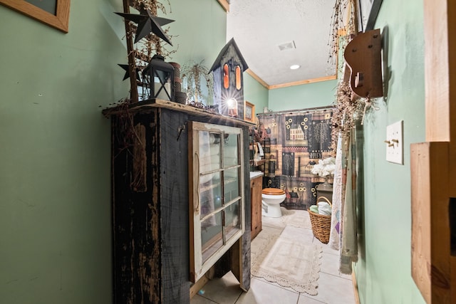 4496 Fords Mill Rd, Versailles, KY 40383 - bathroom featuring toilet, tile patterned floors, a shower with shower curtain, and crown molding