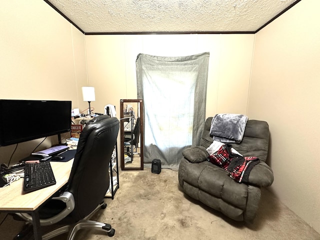 1126 College Hill Rd, Waco, KY 40385 - office area featuring a textured ceiling and crown molding