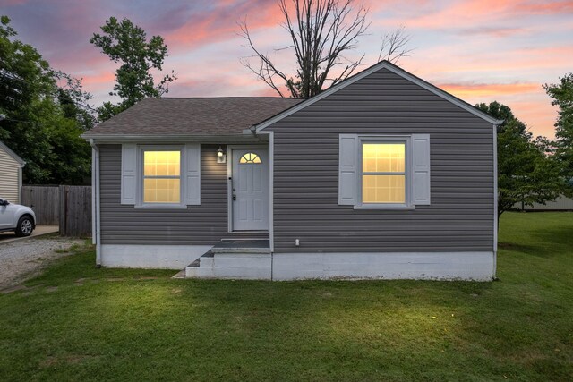 304 Hamilton Ave, Somerset, KY 42501 - bungalow-style home featuring a shingled roof