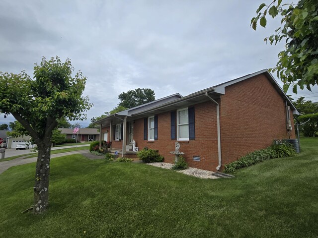 110 Albany Ln, Winchester, KY 40391 - view of front facade featuring brick siding and a front yard