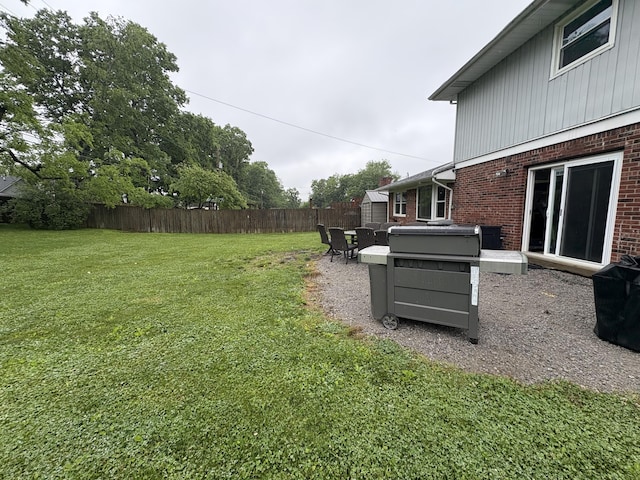 524 Cromwell Way, Lexington, KY 40503 - view of yard