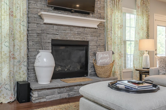 320 Manitoba Ln, Lexington, KY 40515 - detailed view of wood finished floors and a stone fireplace