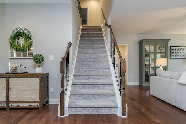 320 Manitoba Ln, Lexington, KY 40515 - staircase featuring wood finished floors and baseboards