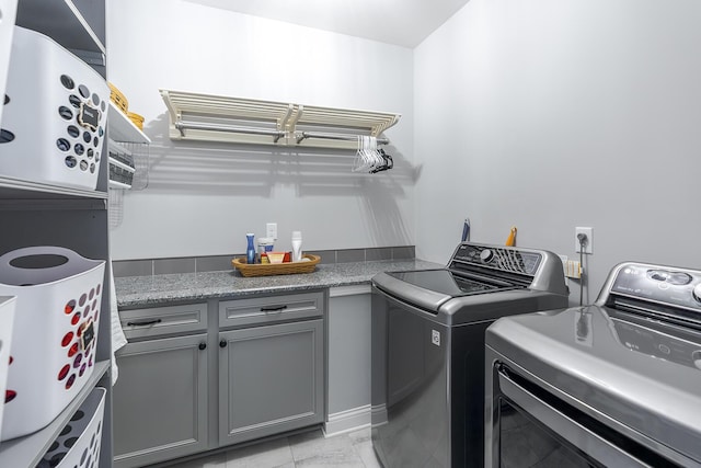 320 Manitoba Ln, Lexington, KY 40515 - washroom featuring washing machine and clothes dryer and cabinet space