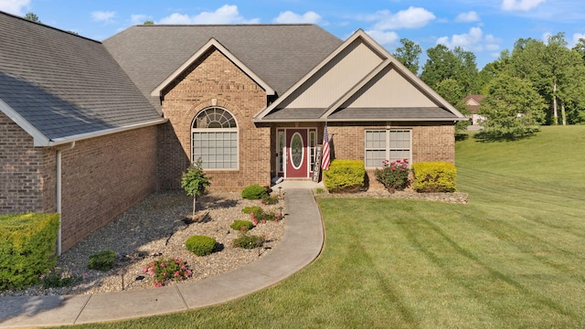 262 Silver Creek Dr, Somerset, KY 42503 - view of front of home featuring brick siding and a front lawn