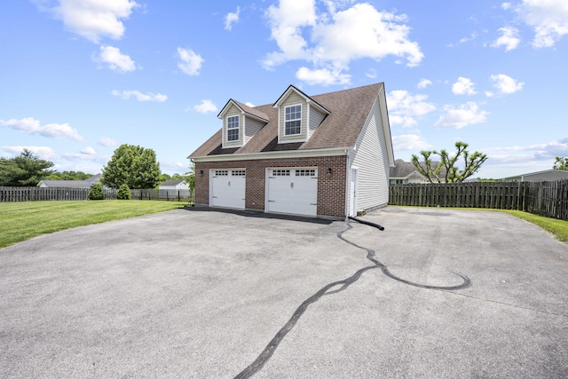 164 River Run Dr, Lancaster, KY 40444 - garage with driveway