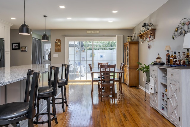 395 Redding Rd Unit 19, Lexington, KY 40517 - dining space featuring light wood-type flooring, recessed lighting, and baseboards