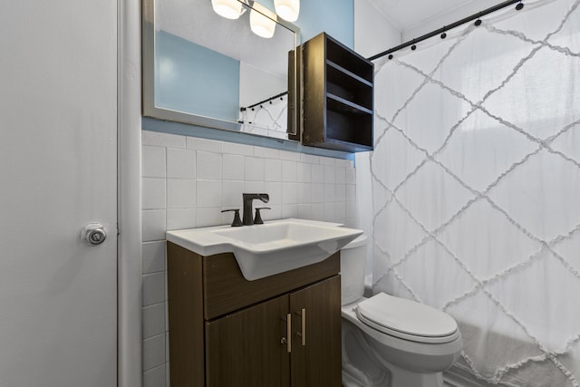 112 Gano Ave, Georgetown, KY 40324 - full bath featuring tile walls, vanity, toilet, and a shower with shower curtain