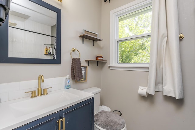 113 Jonathan Dr, Richmond, KY 40475 - bathroom with toilet, vanity, and a shower with shower curtain