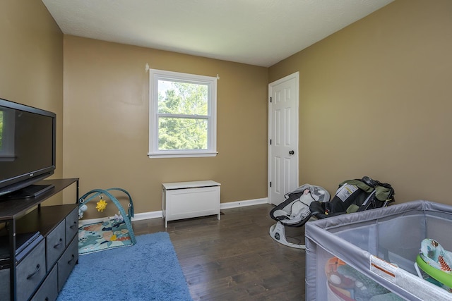 113 Jonathan Dr, Richmond, KY 40475 - game room featuring dark wood-style flooring and baseboards