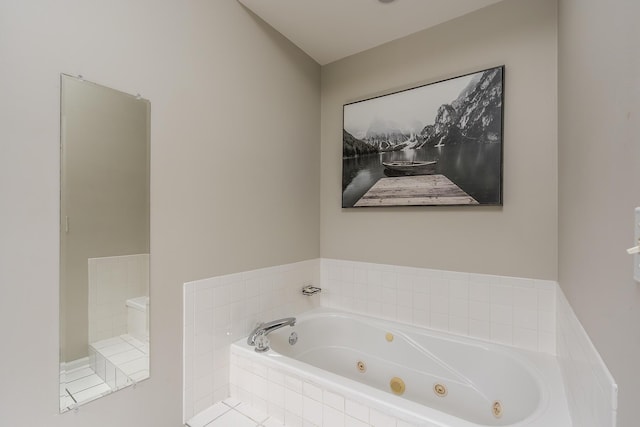 2018 E Ct, Richmond, KY 40475 - full bathroom featuring a tub with jets