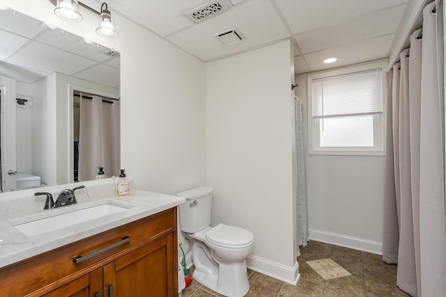 2018 E Ct, Richmond, KY 40475 - bathroom with toilet, vanity, baseboards, a shower with curtain, and recessed lighting