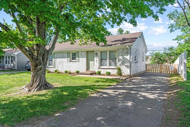 161 Toronto Rd, Lexington, KY 40515 - view of front of home featuring driveway and brick siding