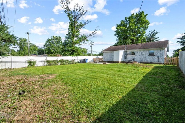 161 Toronto Rd, Lexington, KY 40515 - view of yard