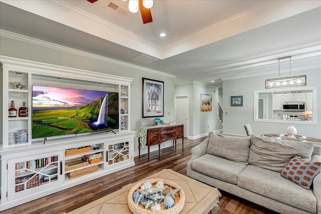 4172 Tradition Way, Lexington, KY 40509 - living area with wood finished floors, ornamental molding, a ceiling fan, baseboards, and recessed lighting