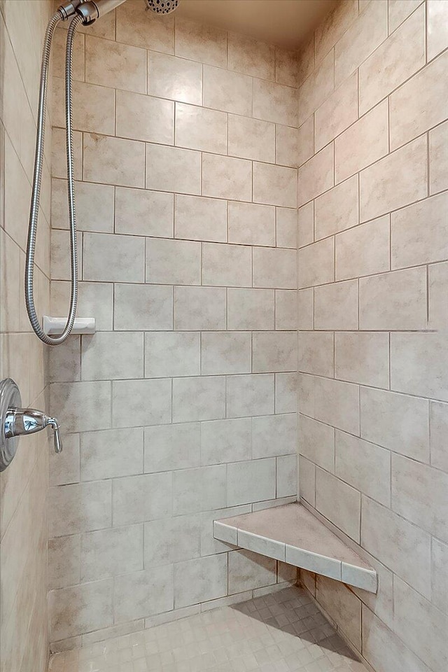 4172 Tradition Way, Lexington, KY 40509 - full bath with a tile shower